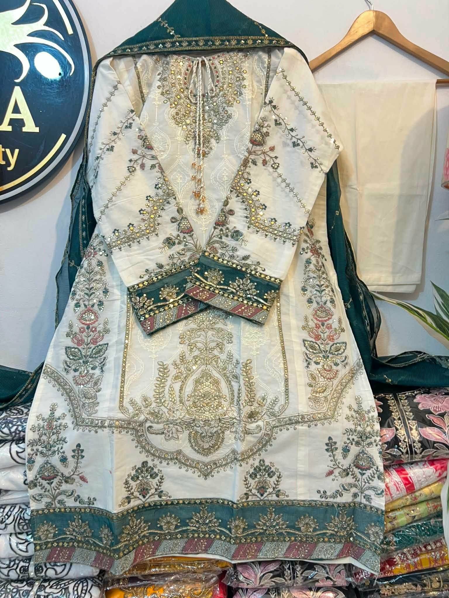 Georgette Salwar Kameez